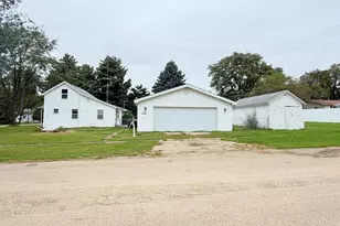 217 S Walnut St, Shannon, IL 61078 - Photo 28