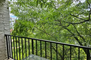 350 Plum Creek Dr, Wheeling, IL 60090 - Photo 24