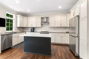 237 Boxcar Ave, Naperville, IL 60540 - Photo 18