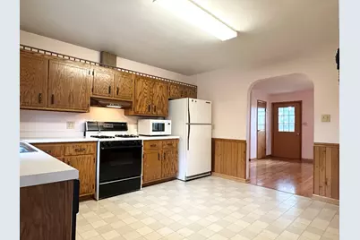 1698 E 1400 North Road, Watseka, IL 60970 - Photo 10