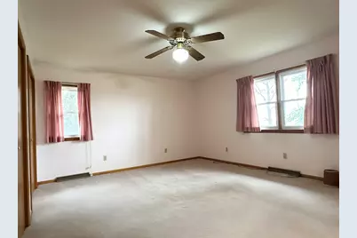 1698 E 1400 North Road, Watseka, IL 60970 - Photo 22