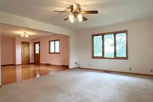 1698 E 1400 North Rd, Watseka, IL 60970 - Photo 16