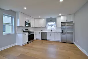8321 W Ballard Rd, Niles, IL 60714 - Photo 12