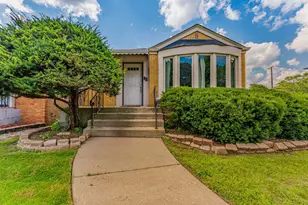 8800 S Merrill Ave, Chicago, IL 60617 - Photo 1