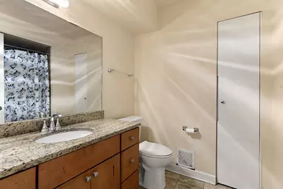 6756 N Keating Avenue, Lincolnwood, IL 60712 - Photo 14