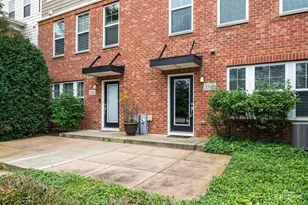 3545 Mulligan Dr, Woodridge, IL 60517 - Photo 2