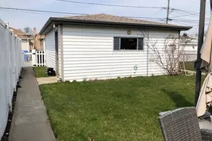 6316 W 64th St, Chicago, IL 60638 - Photo 16