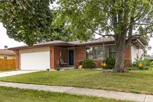 740 Bryn Mawr Ave, Bartlett, IL 60103 - Photo 1