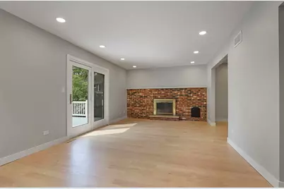 713 Dawes Street, Libertyville, IL 60048 - Photo 10