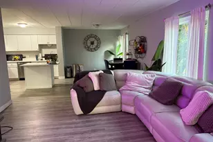 1060 N Mill St, Naperville, IL 60563 - Photo 6