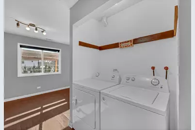 454 Esselen Court, Carol Stream, IL 60188 - Photo 18