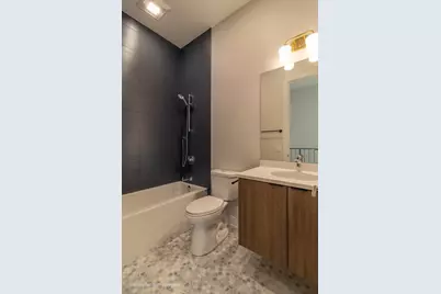 5236 S Bishop Street, Chicago, IL 60609 - Photo 6