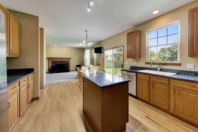 14106 Glenwood Court, Libertyville, IL 60048 - Photo 12