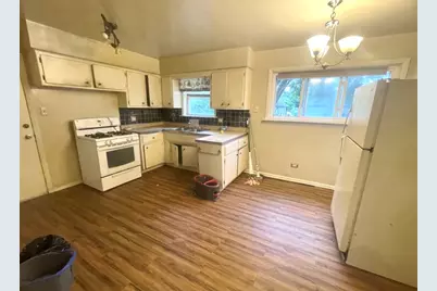 14915 Washington Avenue, Harvey, IL 60426 - Photo 10