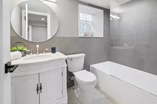 5152 W Warwick Ave, Chicago, IL 60641 - Photo 28