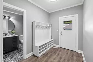 5152 W Warwick Ave, Chicago, IL 60641 - Photo 18