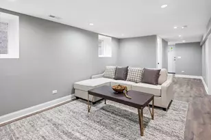 5152 W Warwick Ave, Chicago, IL 60641 - Photo 24