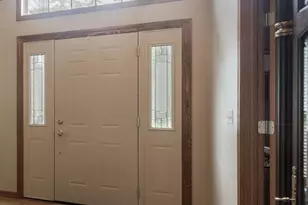 556 Prescott Ln, Gurnee, IL 60031 - Photo 2