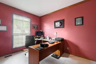 556 Prescott Ln, Gurnee, IL 60031 - Photo 8