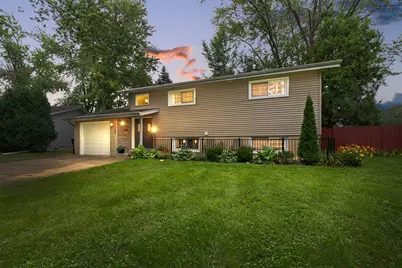 2209 Kingston Road, Waukegan, IL 60087 - Photo 1
