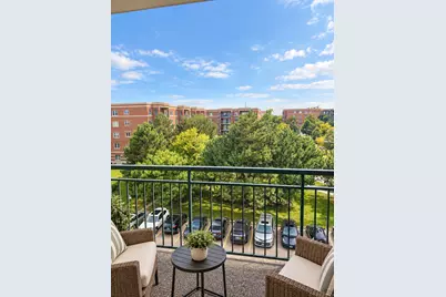 6401 W Berteau Avenue #515, Chicago, IL 60634 - Photo 2