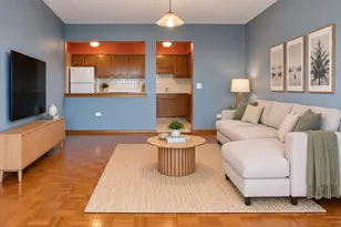 6401 W Berteau Ave, Chicago, IL 60634 - Photo 10