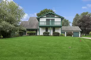 7239 Great Hill Rd, Crystal Lake, IL 60012 - Photo 1