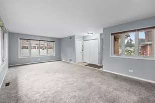 602 N Drury Ln, Arlington Heights, IL 60004 - Photo 8