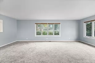 602 N Drury Ln, Arlington Heights, IL 60004 - Photo 10