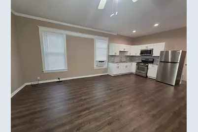 214 Franklin Street #1, Waukegan, IL 60085 - Photo 4