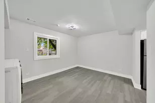 6455 S Laflin St, Chicago, IL 60636 - Photo 8