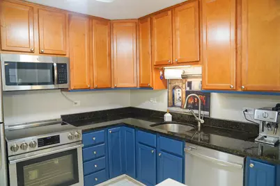 6301 N Sheridan Road #10C, Chicago, IL 60660 - Photo 16