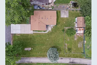 1406 Kaskaskia Avenue, Elgin, IL 60123 - Photo 2