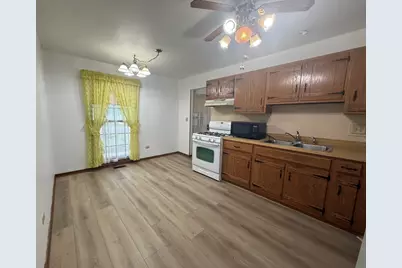 1406 Kaskaskia Avenue, Elgin, IL 60123 - Photo 6