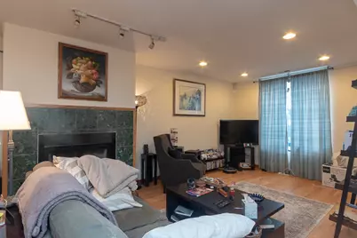 1644 W Augusta Boulevard #House, Chicago, IL 60622 - Photo 4