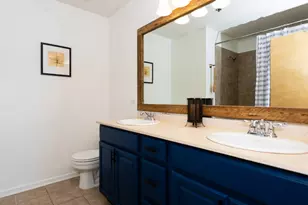 1645 W Ogden Ave, Chicago, IL 60612 - Photo 14