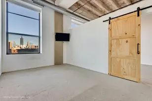 1645 W Ogden Ave, Chicago, IL 60612 - Photo 8