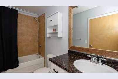 1645 W Ogden Avenue #505, Chicago, IL 60612 - Photo 18