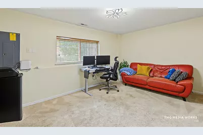 815 Lewisburg Lane, Aurora, IL 60504 - Photo 26