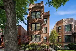 2442 W Wilson Ave, Chicago, IL 60625 - Photo 1