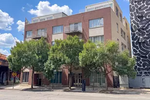912 W Chicago Ave, Chicago, IL 60642 - Photo 1