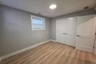 2442 W Wilson Ave, Chicago, IL 60625 - Photo 16