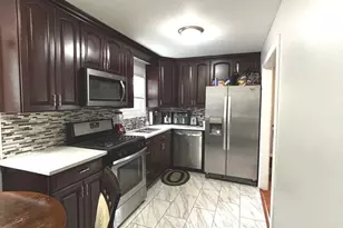 333 S Yale Ave, Addison, IL 60101 - Photo 8