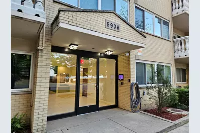 5906 N Sheridan Road #2E, Chicago, IL 60660 - Photo 2