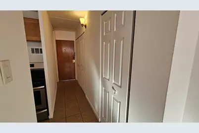5906 N Sheridan Road #2E, Chicago, IL 60660 - Photo 8