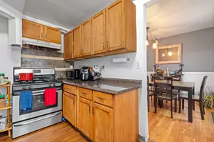 5242 W 63rd Pl, Chicago, IL 60638 - Photo 10