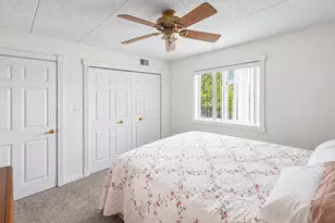 6248 S Gullikson Rd, Chicago, IL 60638 - Photo 8