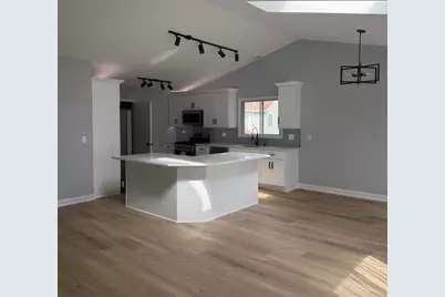 2436 W Salem Court #B2, Woodridge, IL 60517 - Photo 2