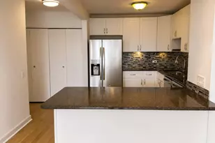 5320 N Sheridan Rd, Chicago, IL 60640 - Photo 8
