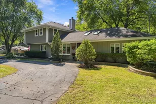 2N720 Woodcrest Dr, West Chicago, IL 60185 - Photo 1